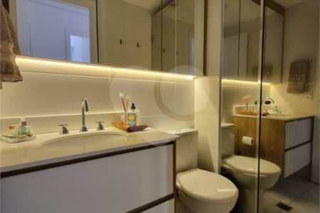 Apartamento venda. Domy Vila Mariana. 2 quartos (1 suíte). 1 vaga. Entrar e morar