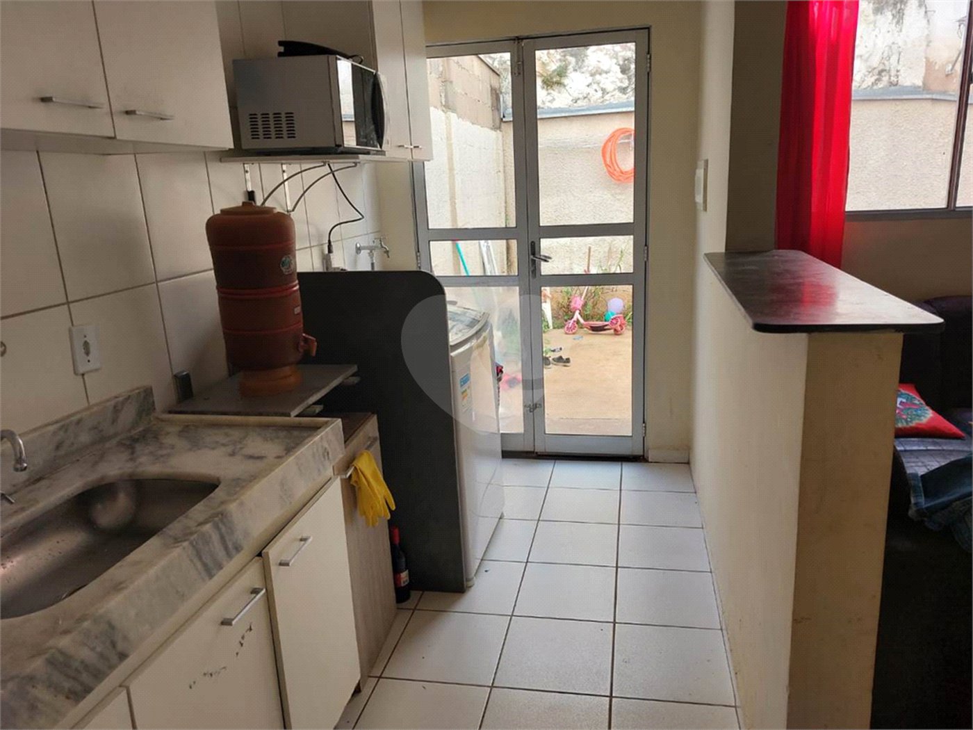Apartamento no Condomínio Mont Vernon .