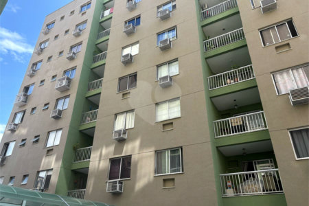 Oportunidade imperdível no Residencial Clube San Marino! 2 quartos (sendo 1 suíte)