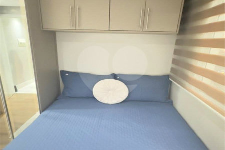 Apartamento com 40 m², 2 quartos, à venda no Cambuci
