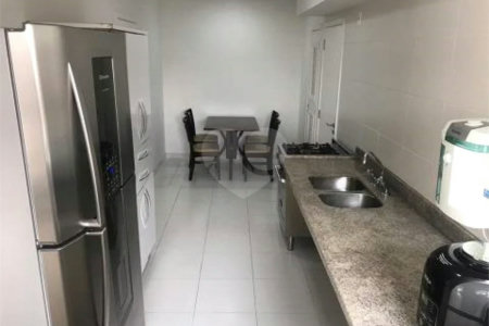 Apartamento com 3 dormitorios condominio L´ Essence Moóca.