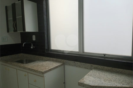 Apartamento em Santa Cecília com 1 vaga de garagem