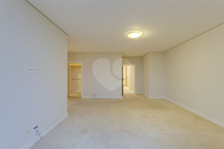 Apartamento à venda ou para alugar com 4 suítes em Alto da Boa Vista, São Paulo, SP