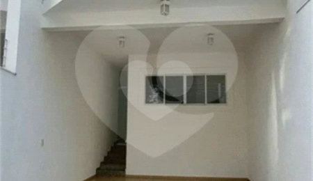 Casa à venda com 4 quartos, sendo 2 suítes,  em Vila Clementino, São Paulo, SP