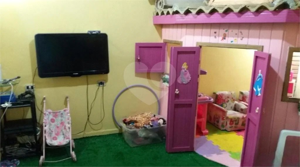 Casa à venda com 3 quartos, sendo 1 suíte, em Jabaquara, São Paulo, SP