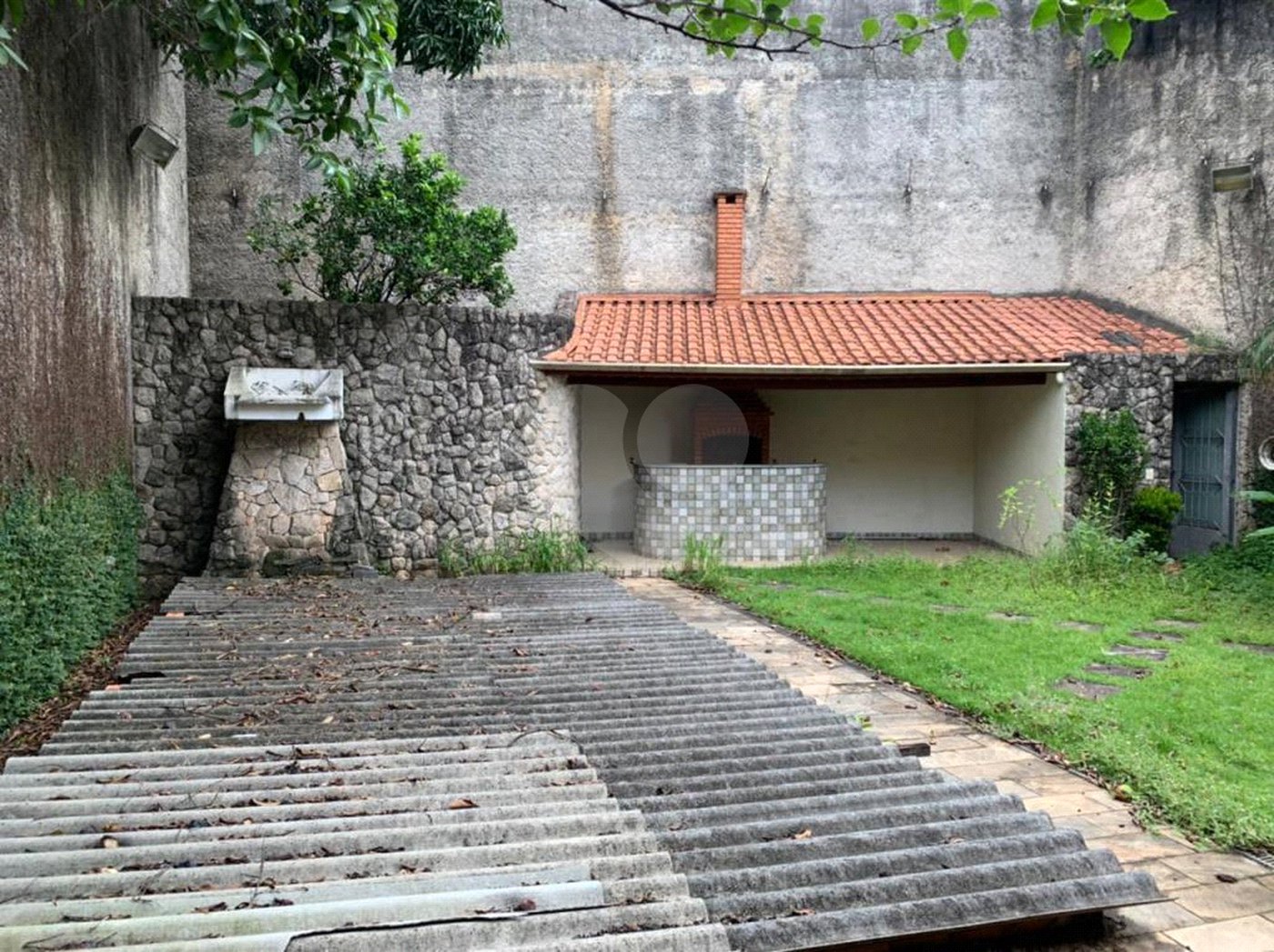 SOBRADO NAS PALMAS DO TREMEMBE