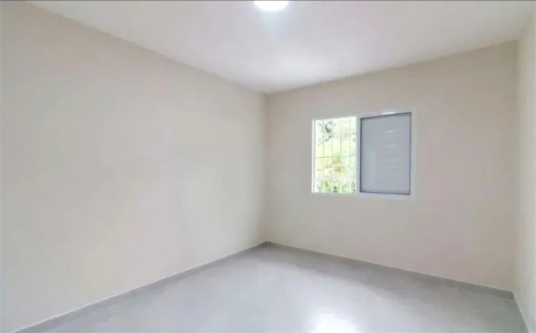 Casa à venda com 3 quartos, sendo 1 suíte, em Jardim Peri Peri, São Paulo - SP