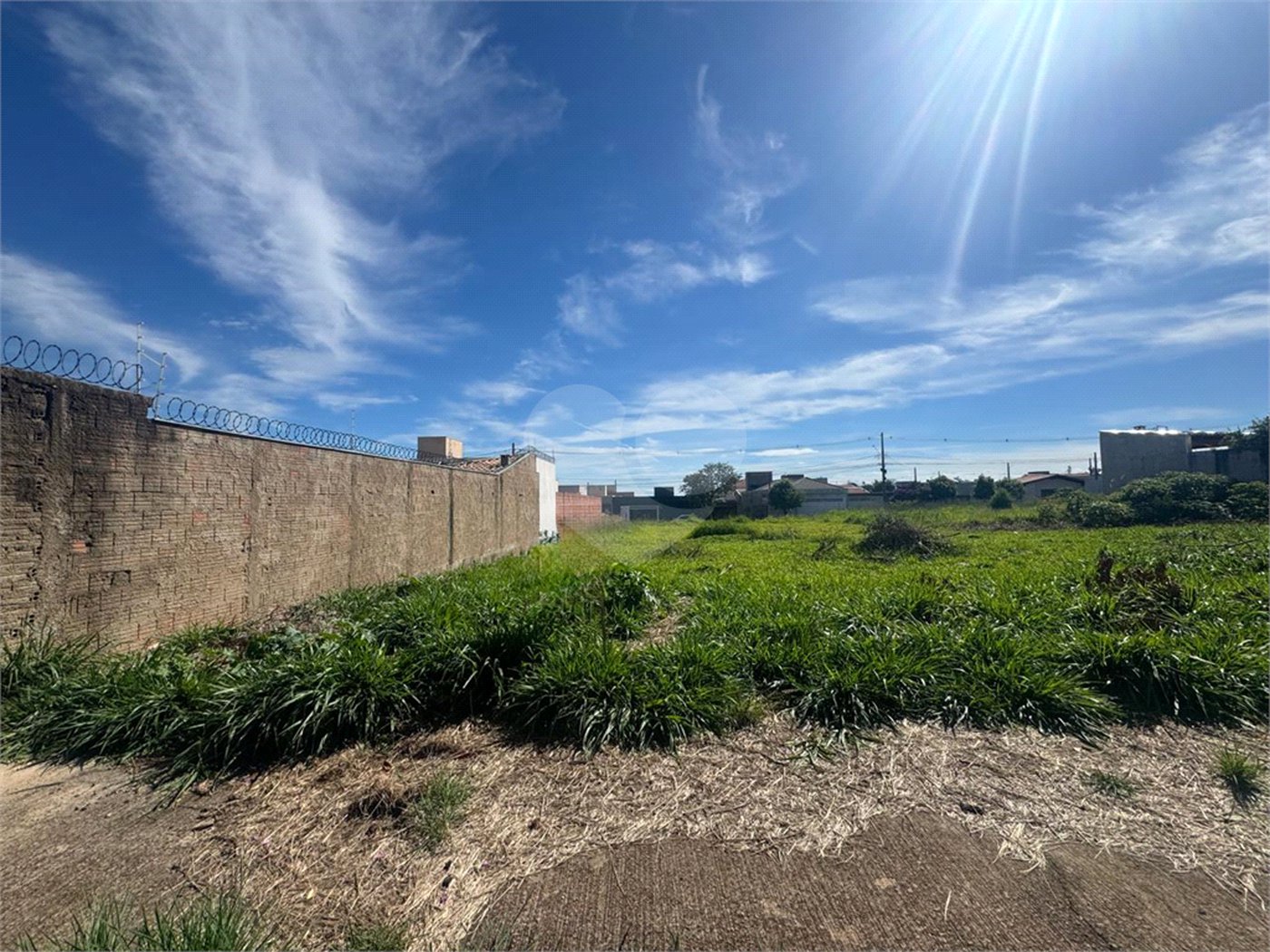 Terreno de 250m2, no Bairro Jardim Embaré, em São Carlos.