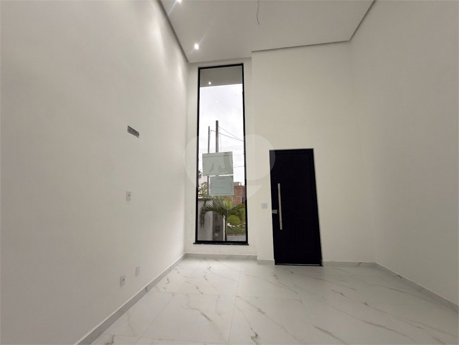 Casa Linear 3 quartos com 1 suíte, área de lazer