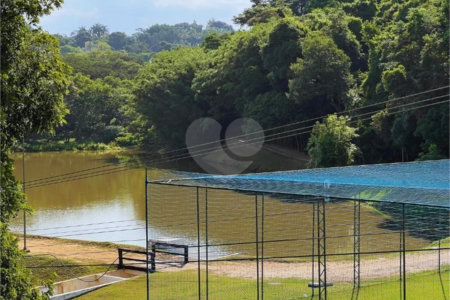 Apresento essa belíssima casa no Condomínio Delle Stelle - Louveira SP