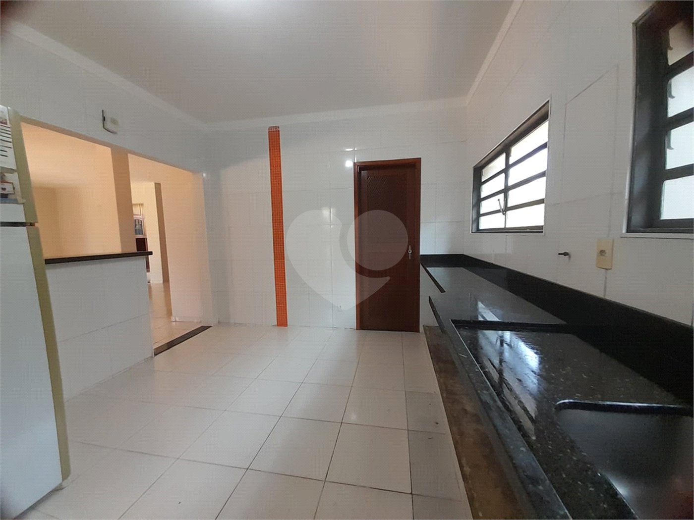 Casa de Alto Padrão à Venda e Locação no Parque Santa Mônica - São Carlos