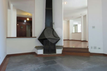 Casa de Vila à venda com 4 suítes em Morumbi, São Paulo, SP