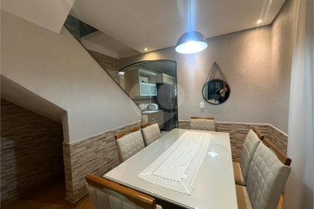 Casa com piscina disponivel para venda com 250m² - Jardim Paris / SP