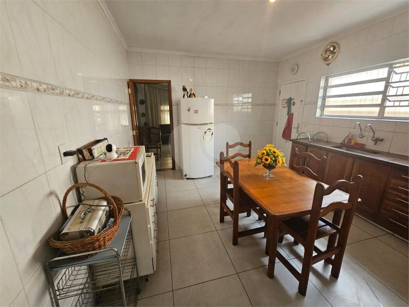 Casa Térrea na Vila Formosa de 233m2 com 3 dorms, 1 suíte, 3 banheiros e 4 vagas. Estuda permuta.