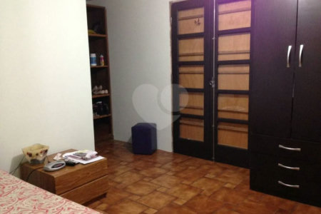 Casa com 400m² , 4 dormitórios , sendo 4 suítes , 4 vagas , à venda no Jabaquara.