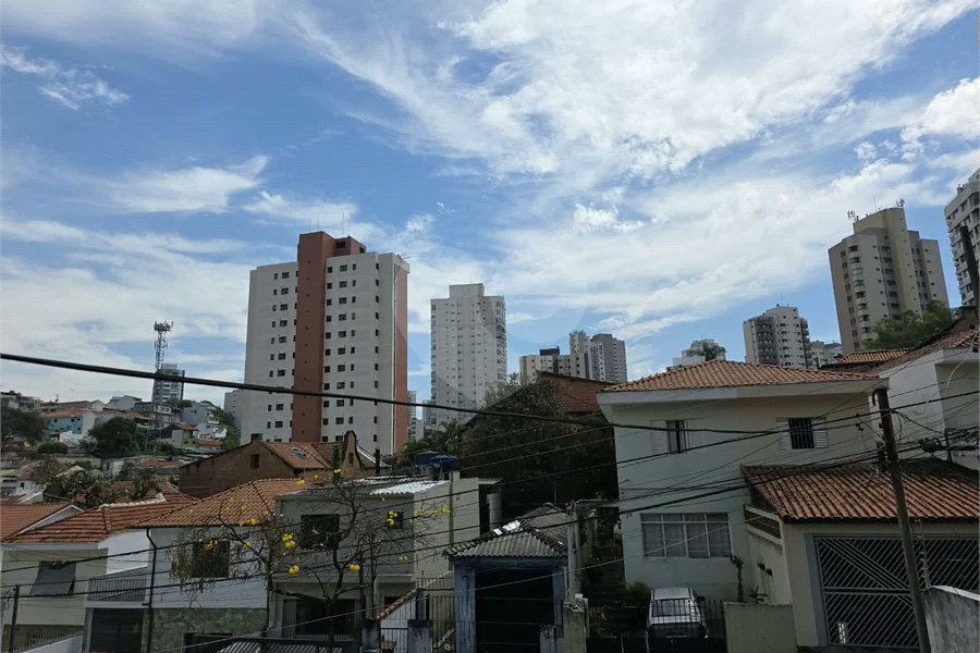 SANTANA - CASA COM 2 MORADIAS - 10m DE FRENTE - 3 VAGAS