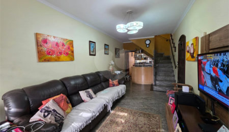 Casa à venda com 3 quartos, sendo 1 suíte, em Santana, São Paulo, SP