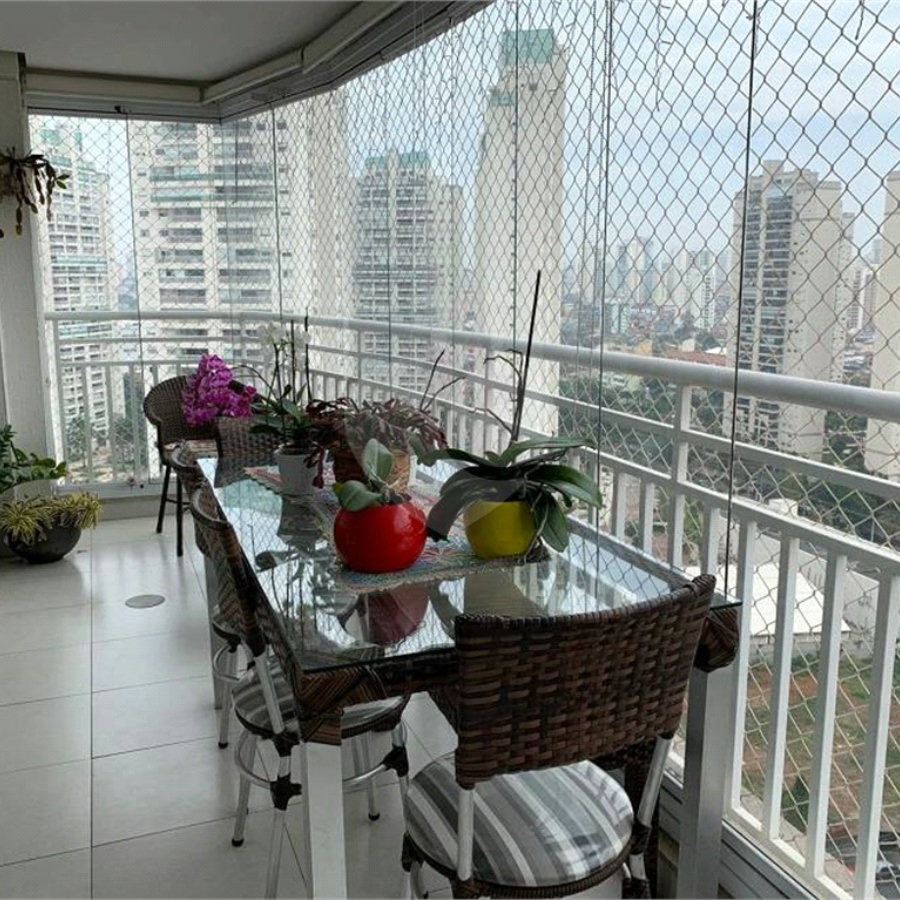 Apartamento 112m2 para venda na Mooca com 3 dormitórios. + 2 vaga. Rua Taquari.