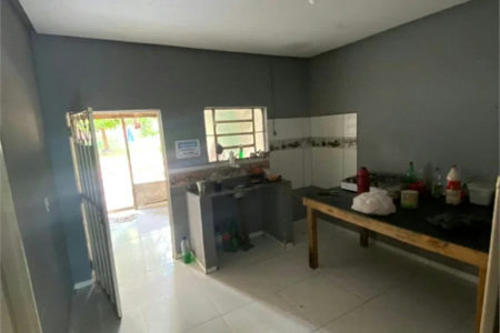 Casa à venda com 3 quartos no Centro, Balsas, MA