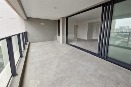 Apartamento à venda com 3 suítes em Brooklin, São Paulo, SP