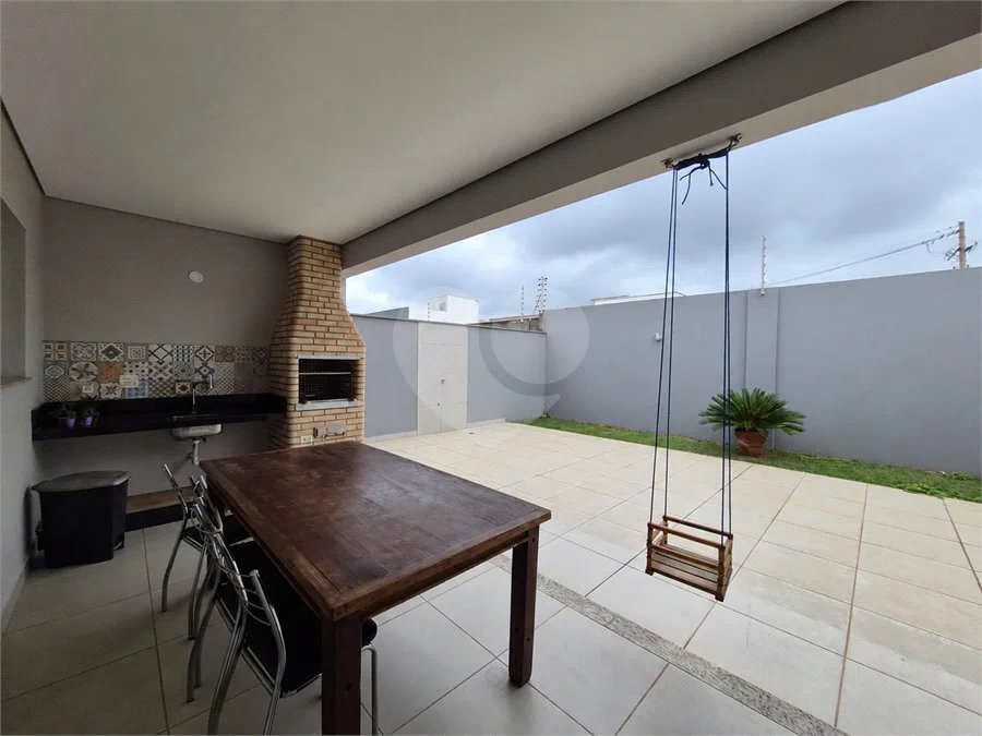 Casa de Condomínio com 3 dormitórios 1 suíte em Piracicaba - S.P.