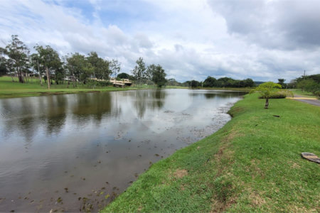 Loteamento Residencial no Condomínio Vila Pinhal do Broa