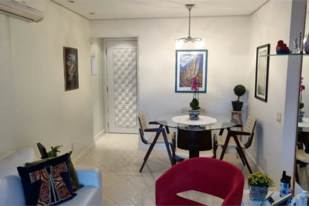APARTAMENTO REFORMADO À VENDA – FINO ACABAMENTO E LOCALIZAÇÃO PRIVILEGIADA NO JARDIM BONFIGLIOLI