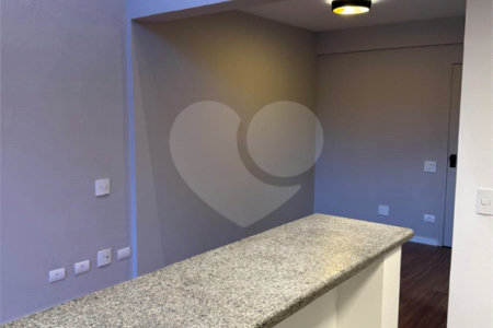 Apartamento à venda 50 m² - Moema - São Paulo/SP.