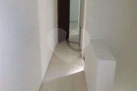 Sobrado à venda em Santo André , com 179m² , 2 dormitórios , sendo 1 suíte e 5 vagas.
