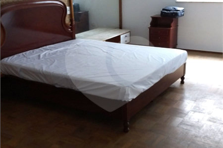 Apartamento à venda no bairro Bela Vista.