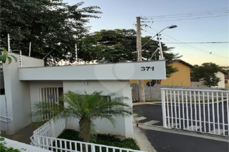Apartamento para venda no Residencial Parque dos Manacás.