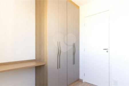 Apartamento à venda no Sacomã com 2 quartos e sem vaga