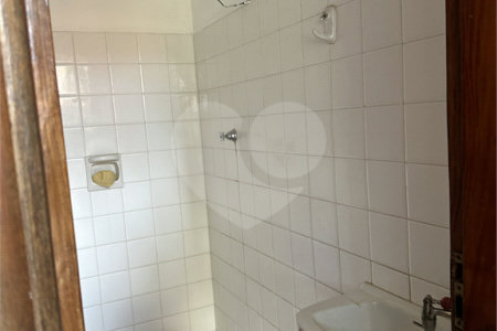 Casa térrea no Centro para venda ou locação
