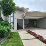 Casa à venda com 3 suítes no condomínio Via Castelli, Louveira - SP