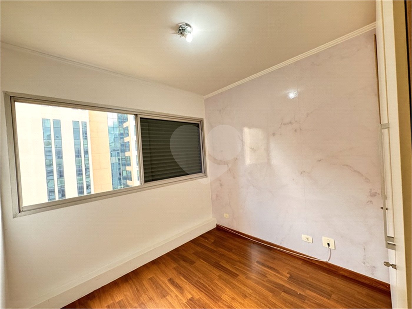 Apartamento Moema – 3 Dormitórios - Ar Condicionado - 80 mts², 2 Vagas