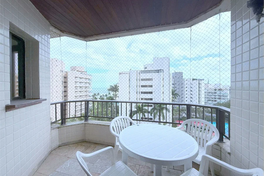 Apartamento à venda com 2 quartos, sendo 1 suíte,  em Riviera de São Lourenço, Bertioga, SP