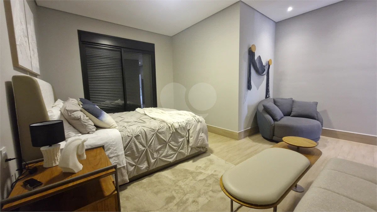Casa Térrea de Alto Padrão no Condomínio Elementum | Totalmente Mobiliada e Decorada, 3 Suítes e Piscina