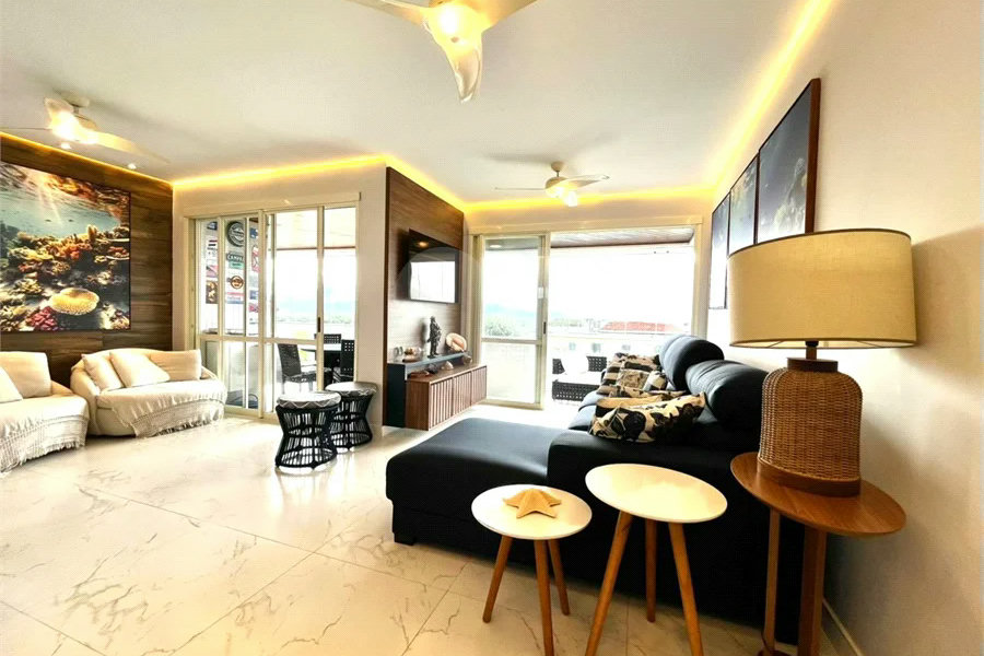 Apartamento à venda com 3 quartos, sendo 1 suíte,  em Riviera de São Lourenço, Bertioga, SP