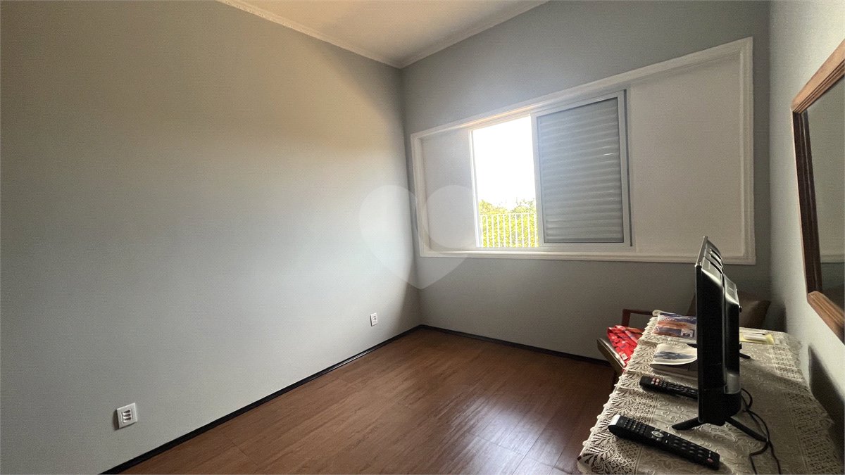 Casa Térrea com 3 dormitórios no Centro de Atibaia