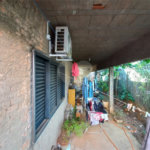 Casa térrea com 2 dormitórios.