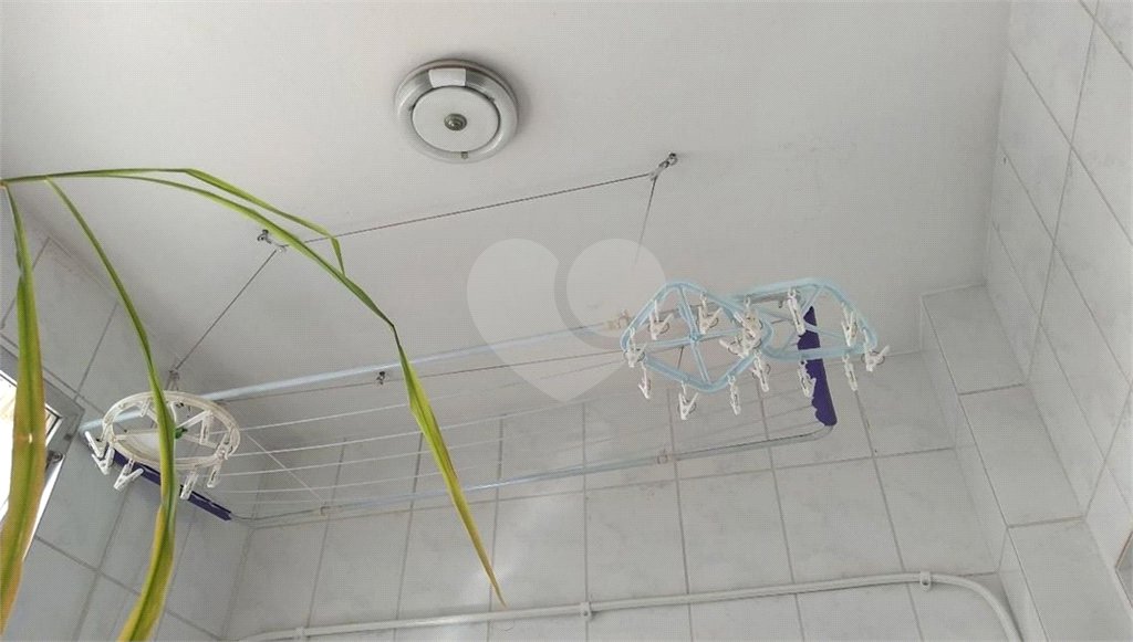 Apartamento com três dormitórios no Bom Retiro.