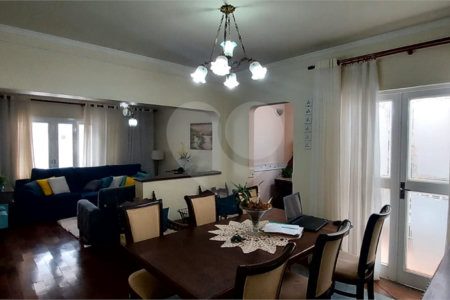 Casa à venda com 5 quartos, sendo 1 suíte, em Jardim Santa Paula, São Carlos, SP