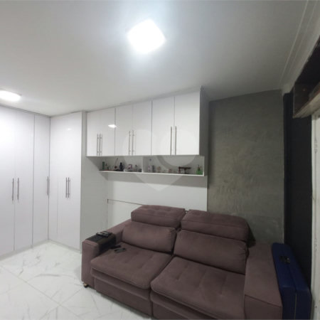 Apartamento à venda no bairro Bela Vista.