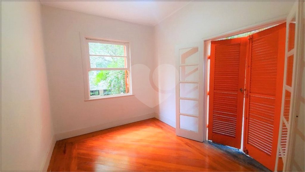 Casa de Vila Tombada 2 dormitórios/ 2 banheiros/ 1 vaga em Higienópolis
