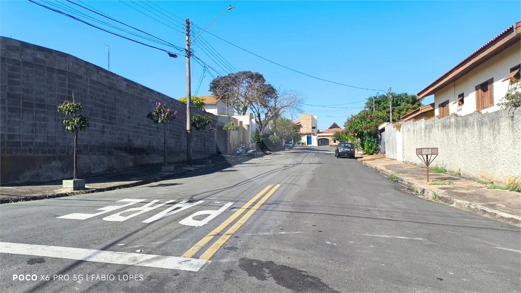 EXCELENTE TERRENO DE ESQUINA PRÓX. A REBOUÇAS.