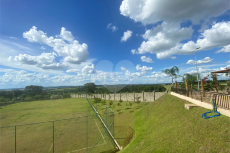 Terreno no Residencial Villeneuve