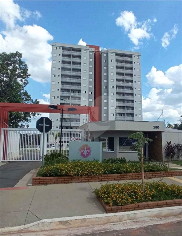 Apartamento á venda no Flor de Liz Residence