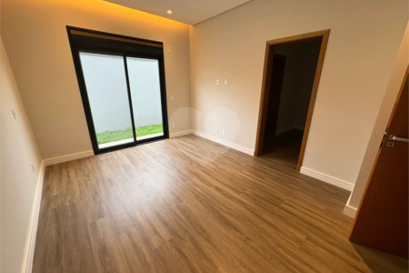 Casa á venda no condomínio Damha IV