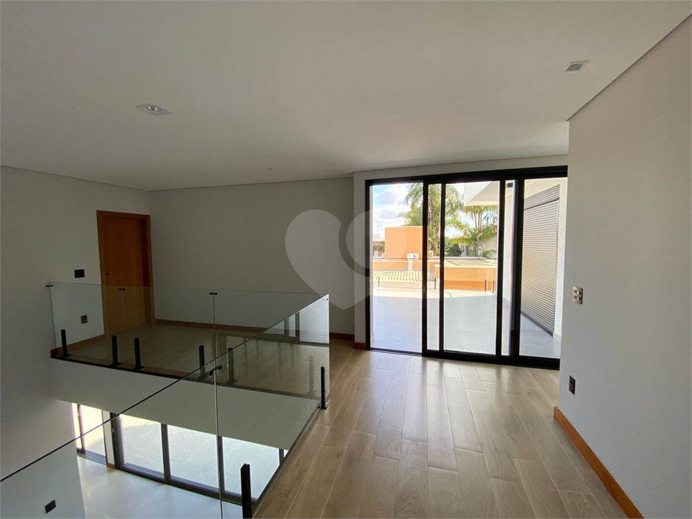 Casa à Venda no Condomínio Damha II