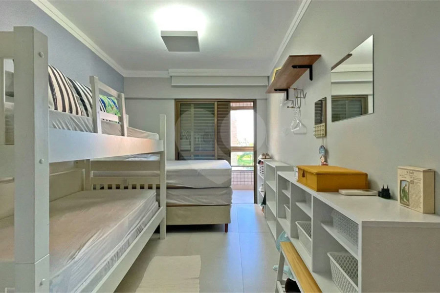 Apartamento à venda com 3 quartos, sendo 2 suítes, em Riviera de São Lourenço, Bertioga, SP